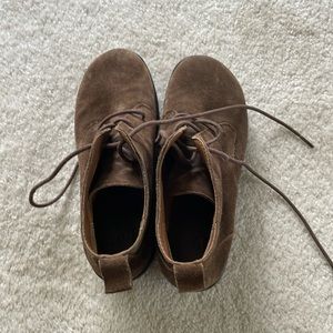 Women’s brown. bOC shoes, size 6.5